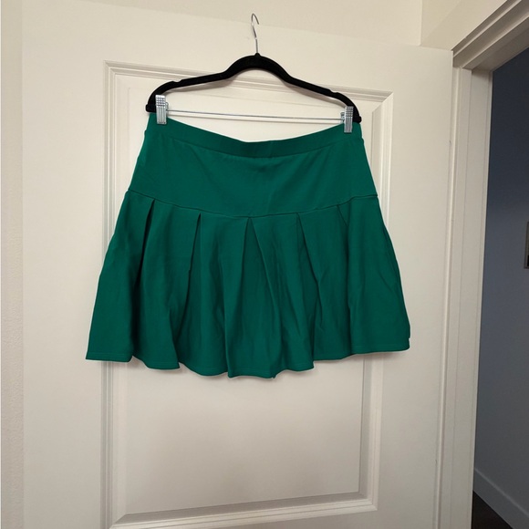Fashion Nova Dresses & Skirts - Green Pleated Skirt